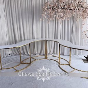 Round Table