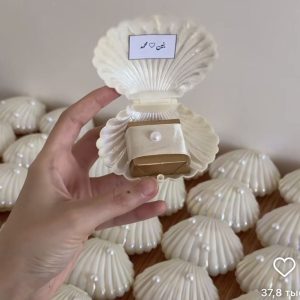 shell boxes with chocolate and name card